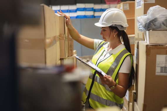 Warehouse,Staff,Woman,Worker,Work,Intend,Checking,Products,Inventory,Stock